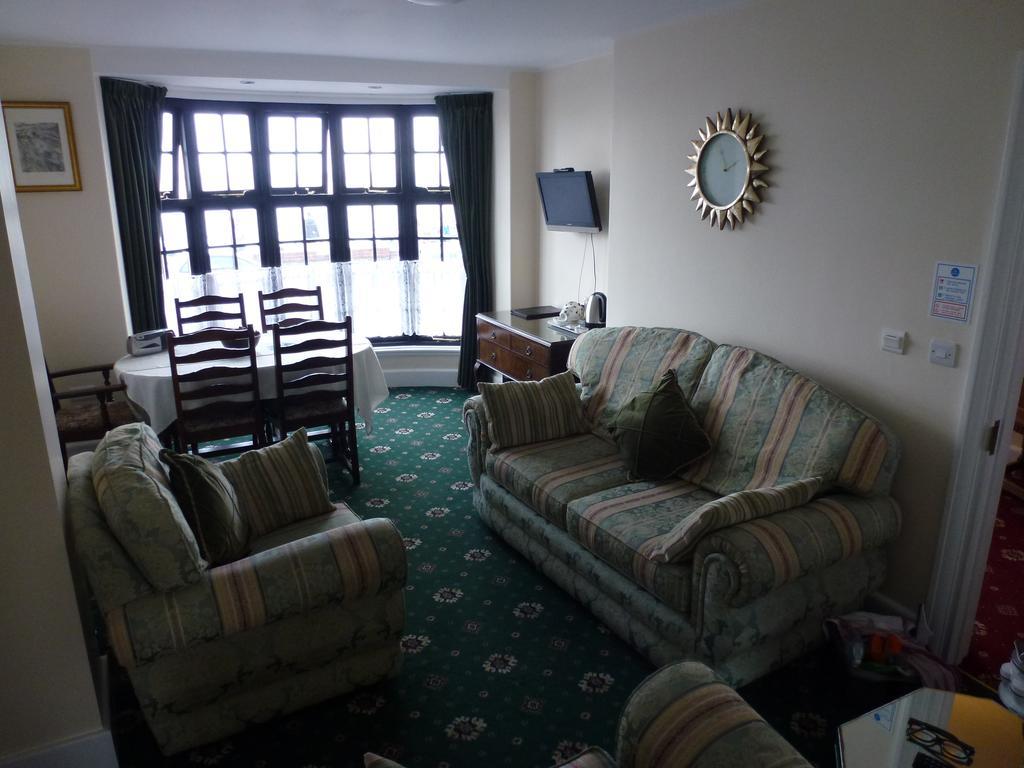 Royal Hotel (Adults Only) Eastbourne Exterior photo